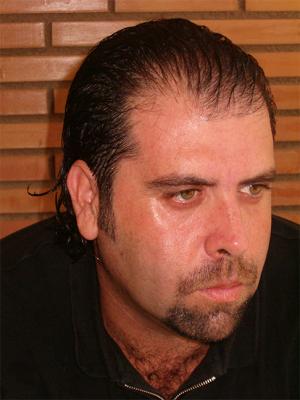 Y EL PRESIDENTE DE HONOR ES..............................